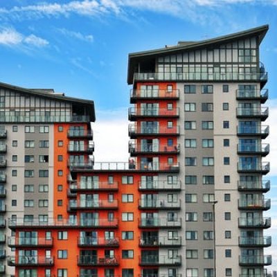 Akár tíz százalékkal is eshet az új építésű lakások ára