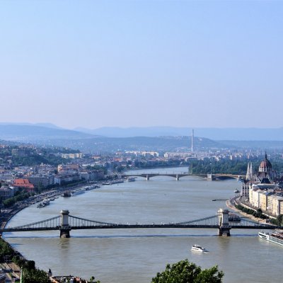 Lezárták a budai alsó rakpartot baleset miatt