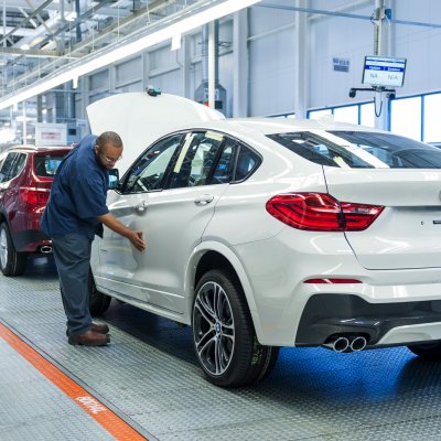Trump leállítaná a német gyártmányú autók értékesítését az államokban